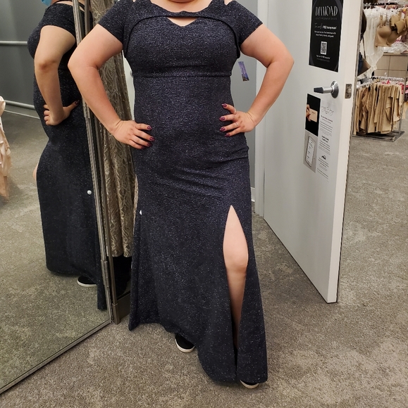 Evening/Wedding-Gown (GunMetal) - Picture 4 of 4